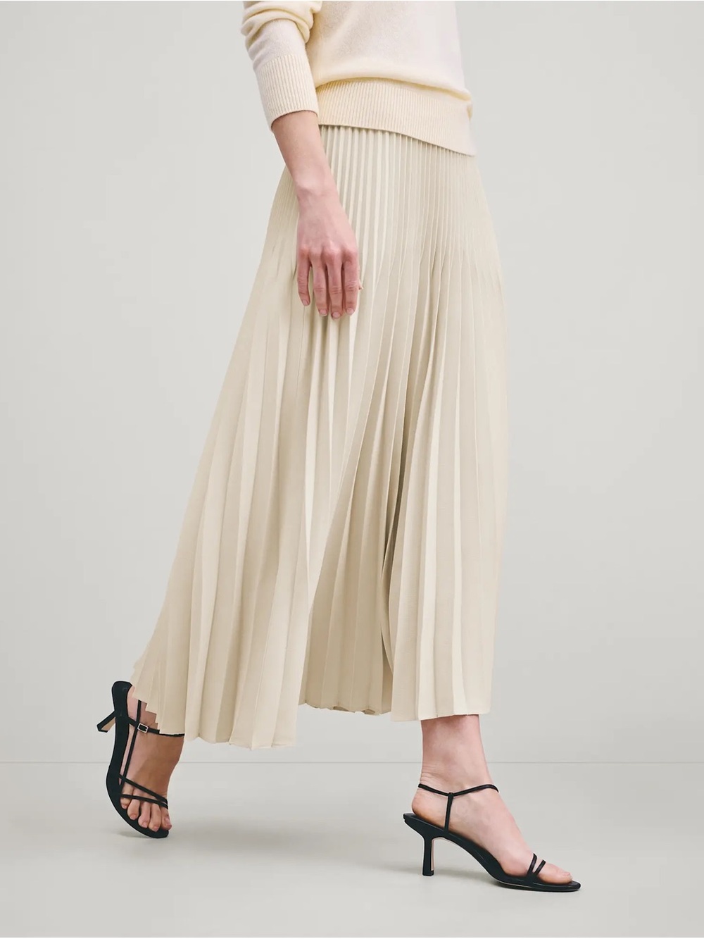 NWT Quince Pleated Matte Pleated Midi Skirt - Picture 3 of 4